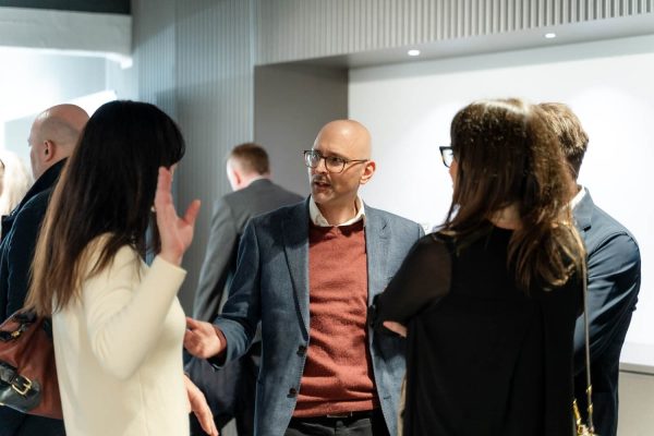 160ProperTalk-London-Feb24
